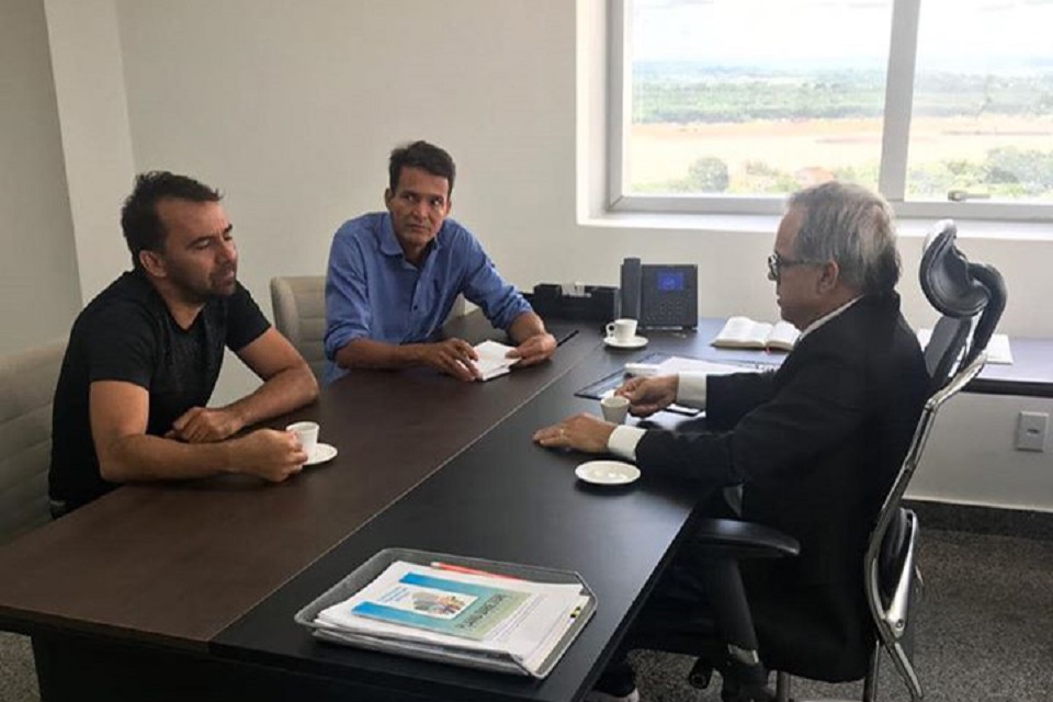Deputado Geraldo da Rondônia assume compromisso de R$ 200 mil em emendas para Jorge Teixeira