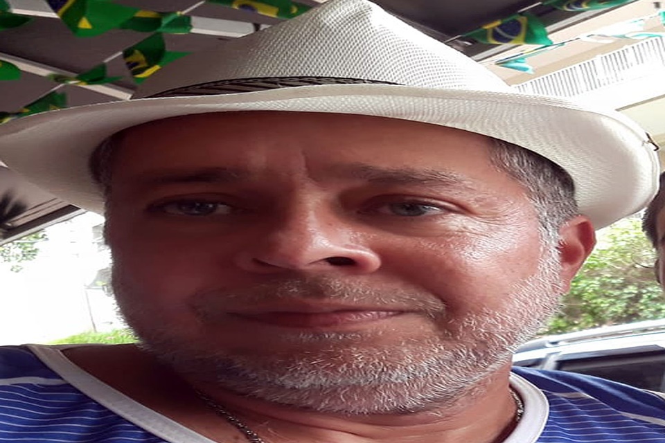 Jornalista Paulo Carvalho morre no Rio, aos 47 anos