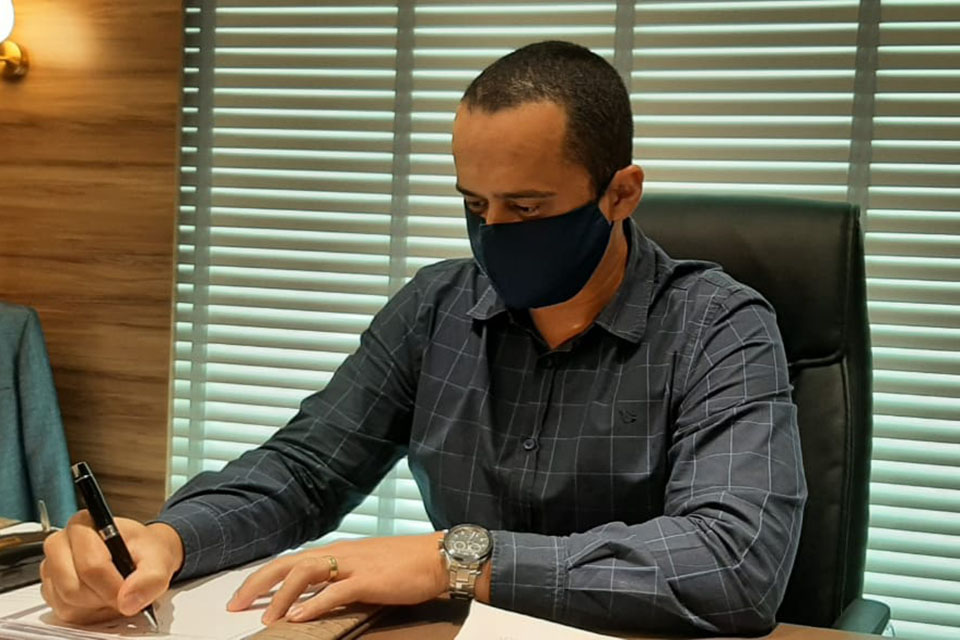 Renomado advogado consumerista explica quem tem competência para rescindir contrato com a Energisa