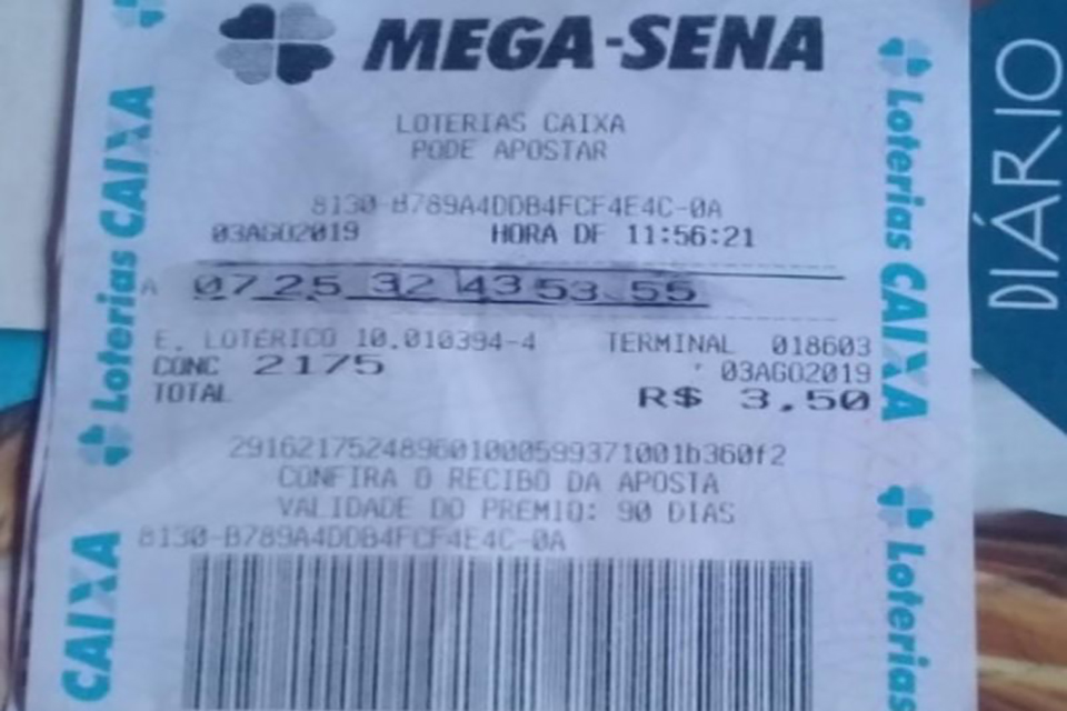 Mulher faz falsificação grotesca em bilhete e tenta retirar prêmio da Mega-Sena em lotérica