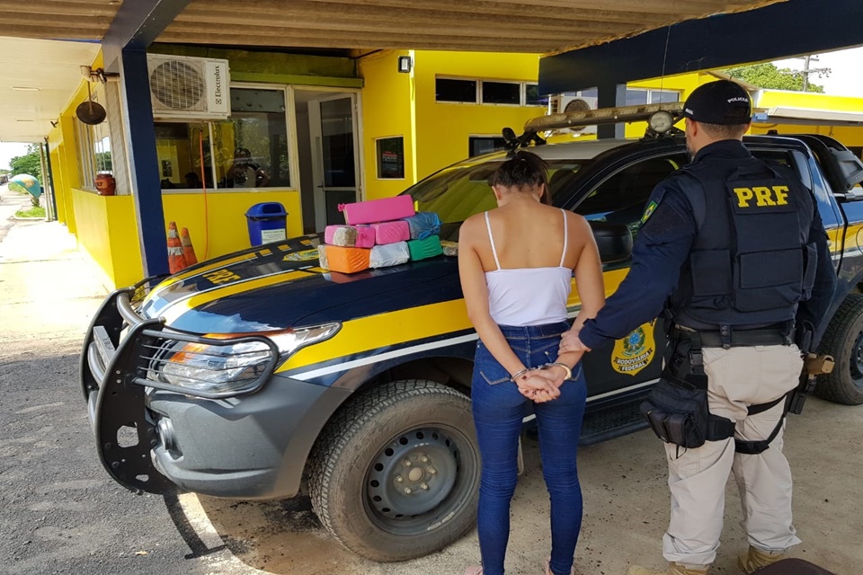 Droga vinda de Goiânia é apreendida pela PRF em Ji-Paraná