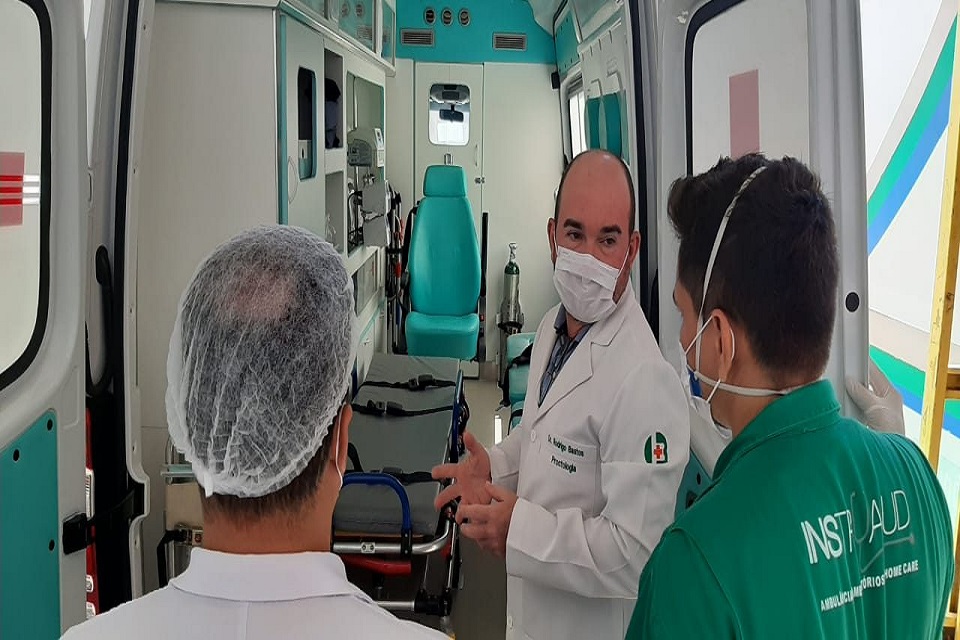 Equipes de remoção inter-hospitalar transportam 20 a 30 pacientes por dia em Porto Velho