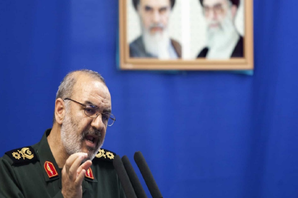 Forças da Guarda Revolucionária iraniana apresam petroleiro estrangeiro