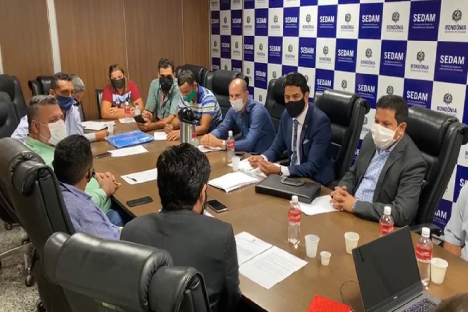 Deputado Jair Montes participa de reunião que discute situação dos produtores rurais de Nova Mamoré