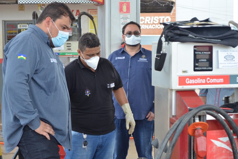 Ipem fiscaliza postos de combustíveis e artigos alimentícios em Rondônia