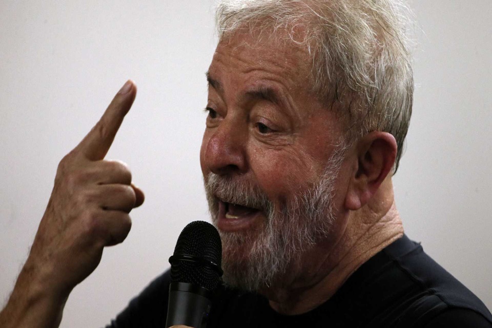 Defesa recorre ao STF para ex-presidente Lula ir ao enterro de irmão
