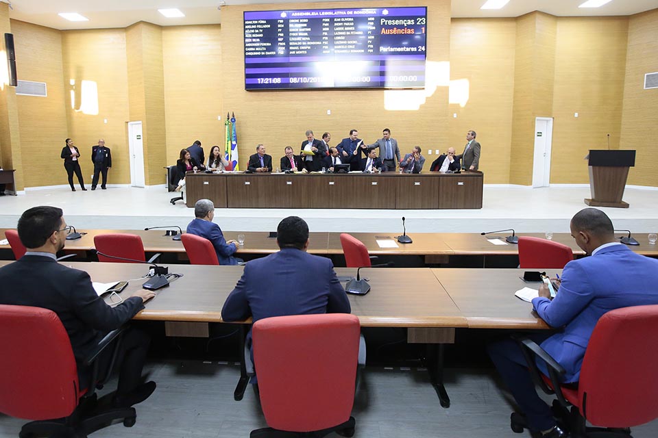 Matérias de iniciativa dos parlamentares são aprovadas na Assembleia Legislativa
