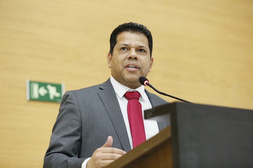 Deputado Jair Montes foi o principal mediador para a implementação da Lei Estadual que protege os consumidores