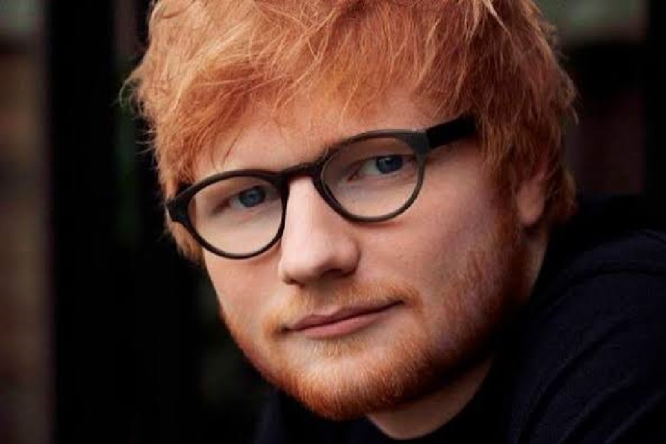 Ed Sheeran é artista britânico da década por recorde nos rankings