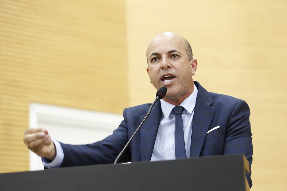 Deputado Ismael Crispin pede apoio da bancada federal para recuperação da BR-429