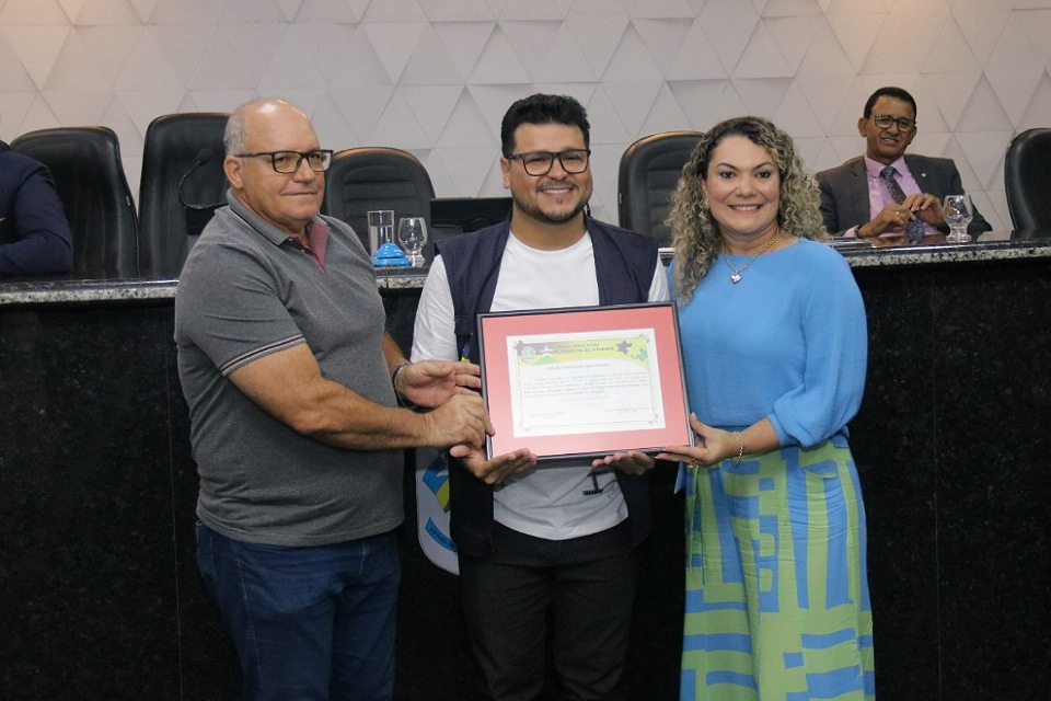 Deputado Marcelo Cruz recebe título de cidadão honorário de Ji-Paraná