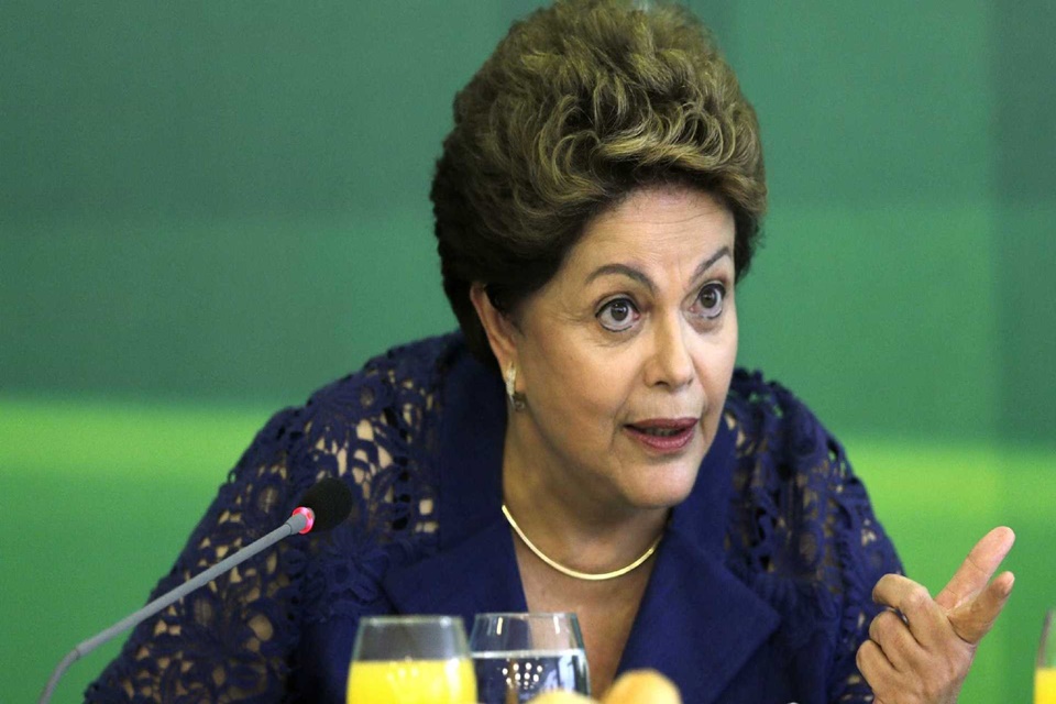 Em carta, Dilma rebate crítica de ministro de Bolsonaro