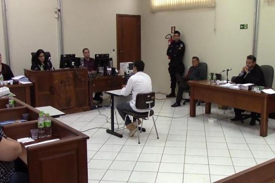 Justiça impõe pagamento de indenização a motorista que matou irmãs em Rolim de Moura