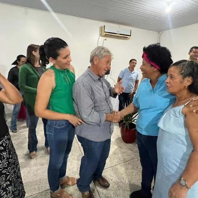 Em Machadinho do Oeste deputada Sílvia Cristina reafirma apoio à pré-candidatura de Leomar Patrício
