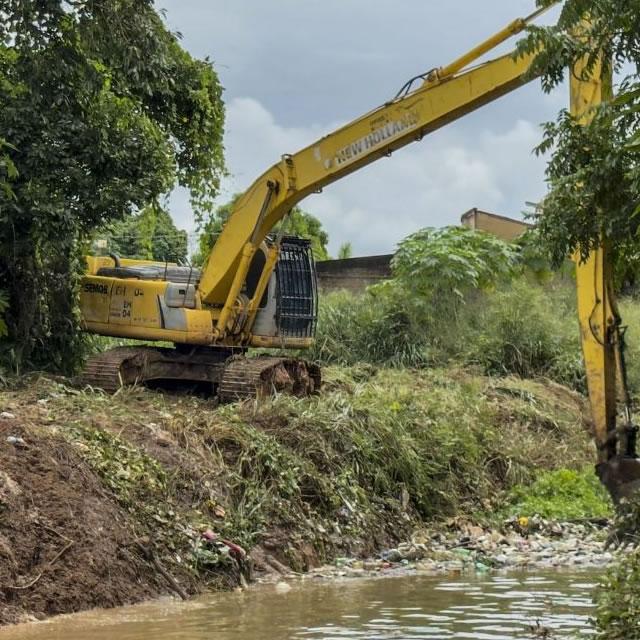 Prefeitura de Porto Velho intensifica trabalho em áreas de alagamentos