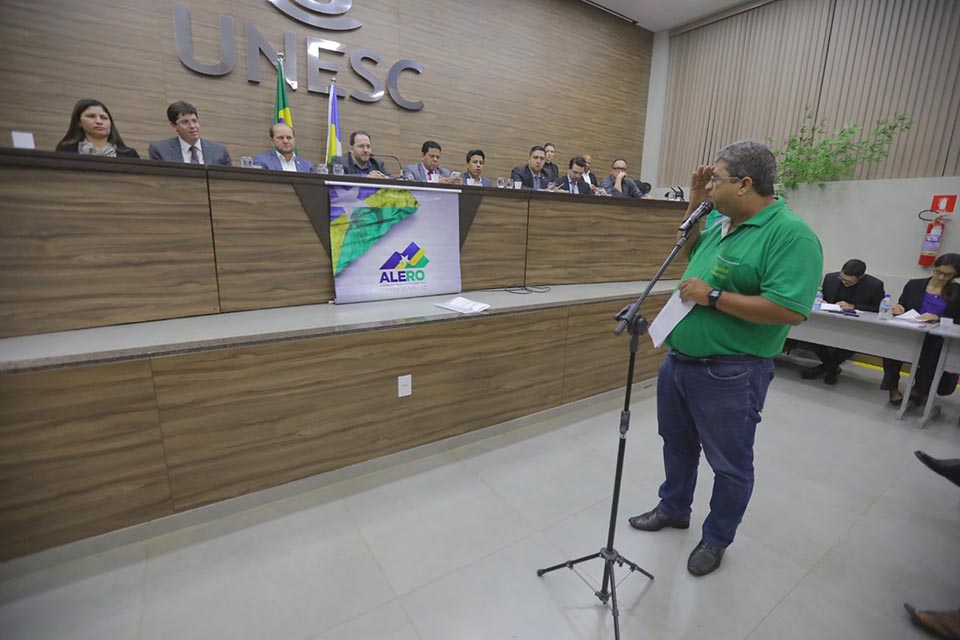 Em Cacoal, CPI ouve mais reclamações e denúncias contra concessionária de energia