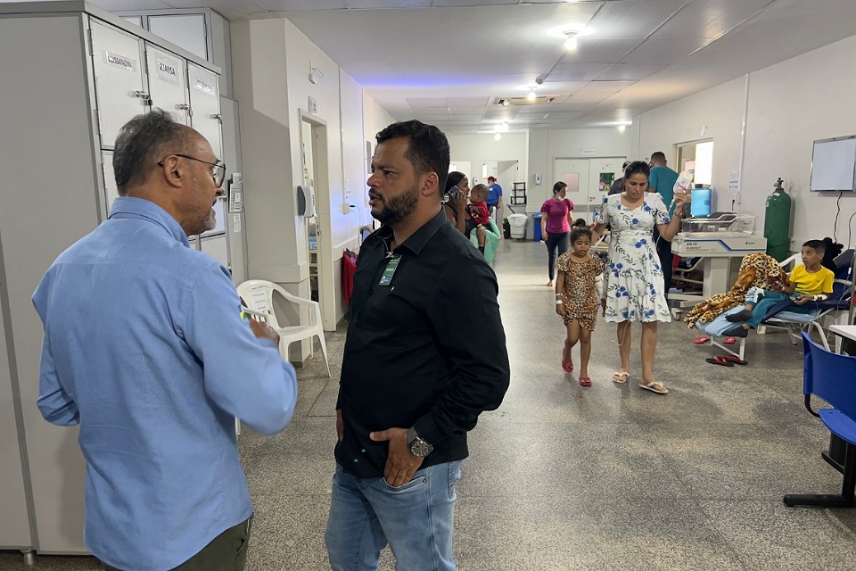 Deputado Edevaldo Neves indica ampliação e melhorias na recepção do Hospital Infantil Cosme e Damião