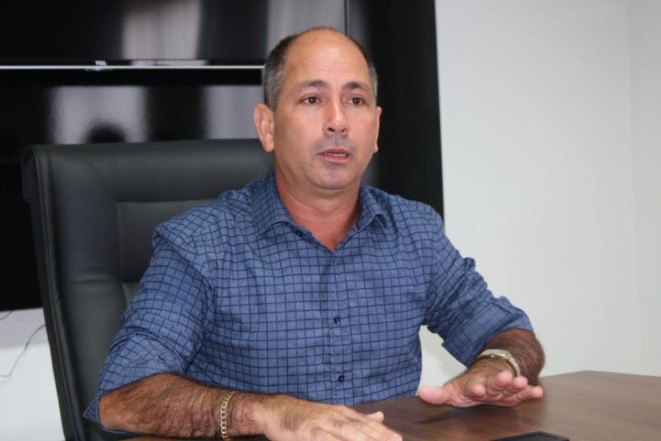 Vítima de ataques políticos, prefeito de Machadinho explica projeto de alteração do Imprev
