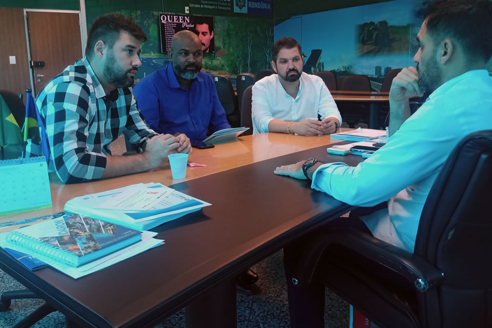 Deputado Nim Barroso intercede por moradores de Urupá
