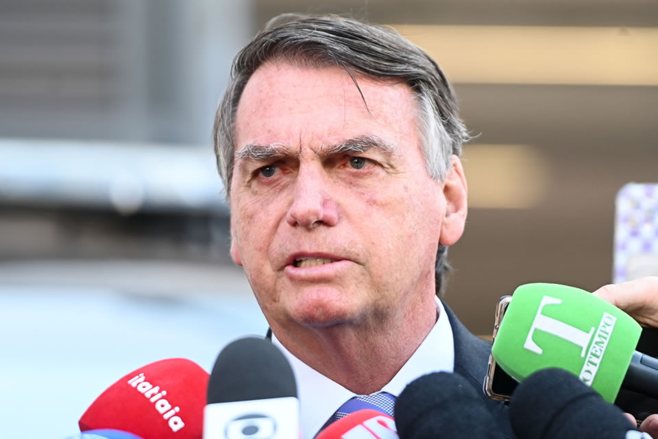 Governo Bolsonaro acionou 15 servidores em operação desesperada por joias, diz PF