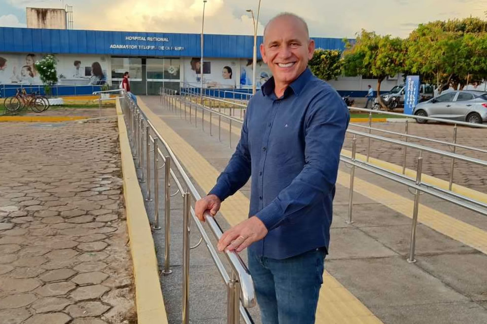 Ezequiel Neiva anuncia o depósito de R$ 4 milhões para cirurgias oftalmológicas e ortopédicas em Vilhena