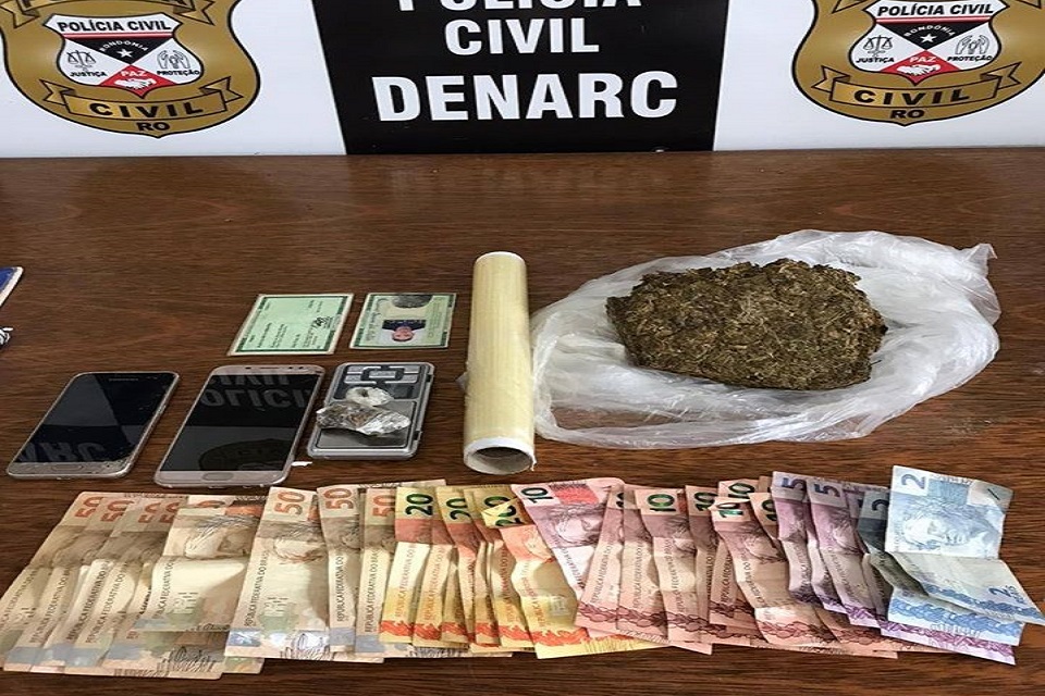 DENARC fecha boca de fumo e prende suspeito com quase meio quilo de Skank avaliado em 10 mil reais