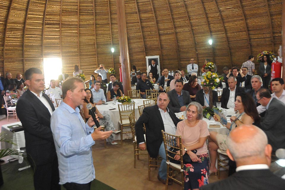 Prefeito faz lançamento do Fórum Amazônia + 21