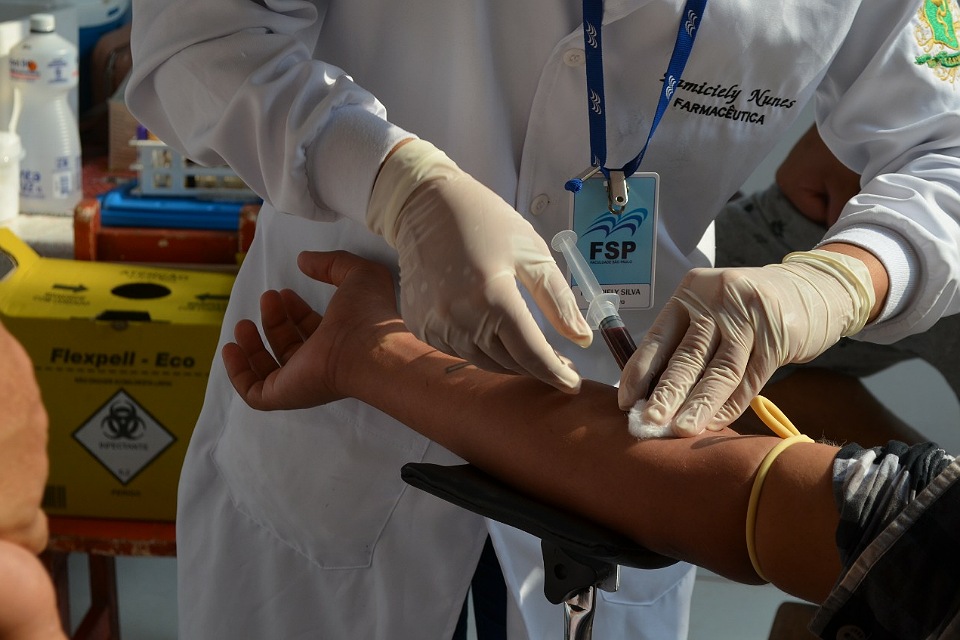Parceria entre FSP e Casa da Criança garante exames laboratoriais gratuitos para crianças e funcionários 