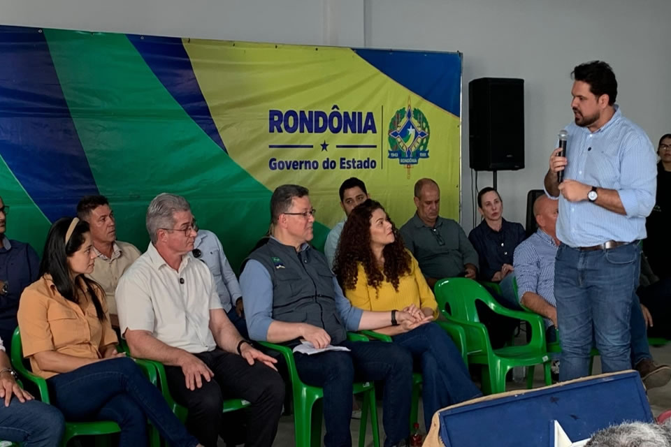 Jean Oliveira participa de inauguração do novo escritório da Emater em Alta Floresta dOeste