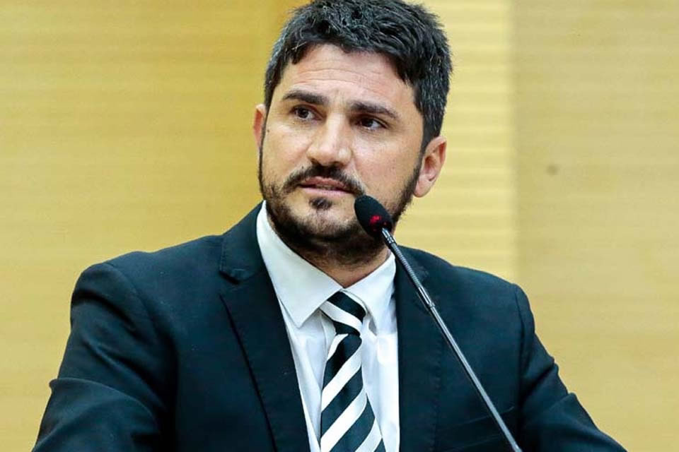 Deputado Jean Mendonça investe em capacitação profissional