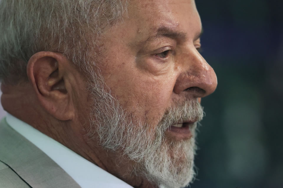 Lula vai sancionar lei que prevê pensão para filhos de vítimas de feminicídio