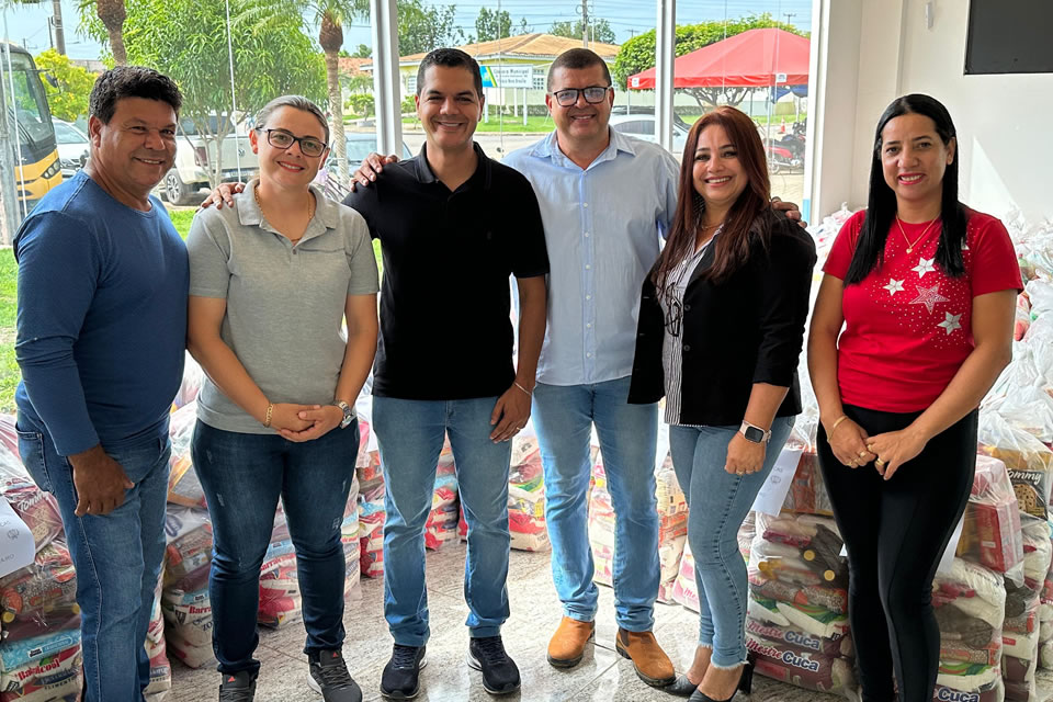 Deputado Cássio Gois viabiliza a aquisição de 300 cestas básicas para o município de Ministro Andreazza, levando esperança neste Natal