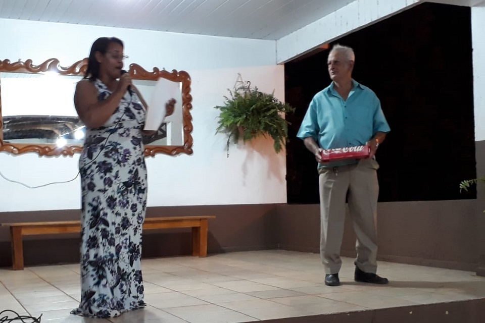 Serviço de Fortalecimento de vínculo comemora dia dos pais, em Rolim de Moura