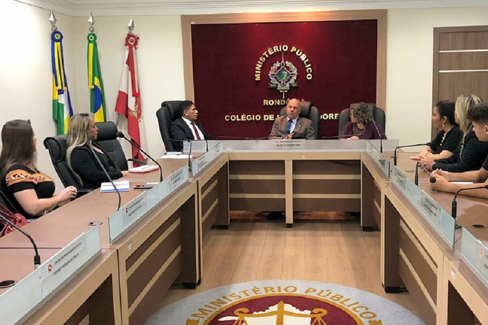 Consolidação da Rede de Ouvidorias Públicas no Estado de Rondônia é tema de reunião no Ministério Público de Rondônia