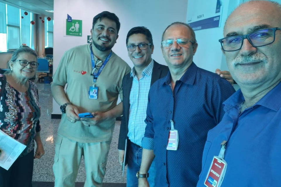 Alex Redano intercede por recursos a serem aplicados nas Apaes