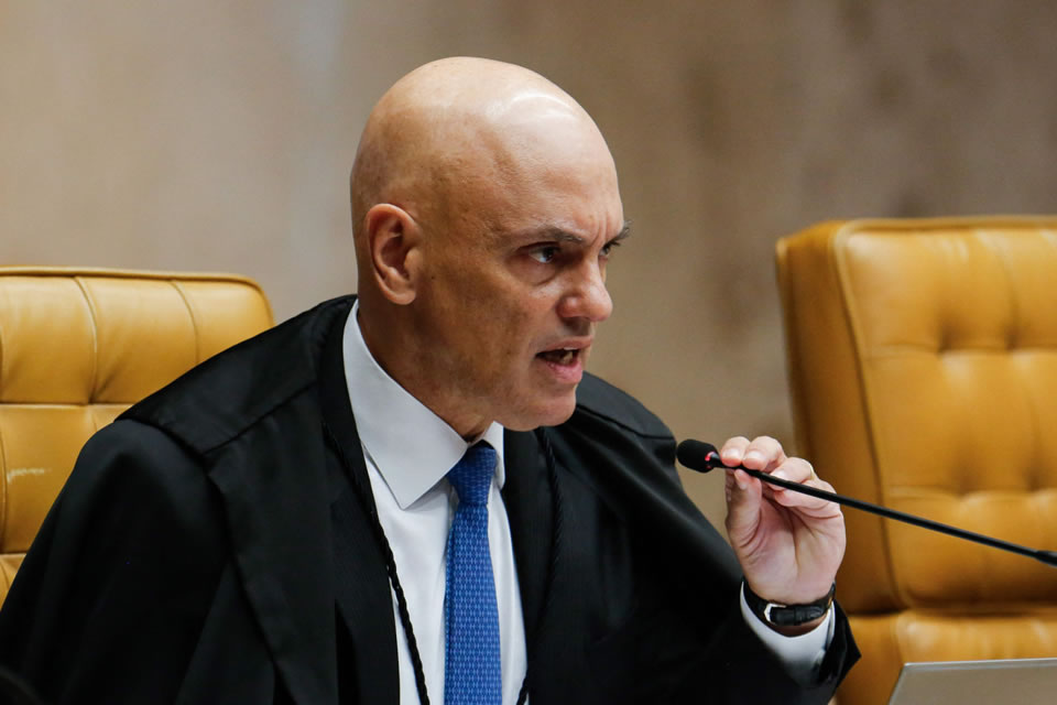 Moraes, do STF, vota para permitir demissão de funcionário de estatal sem motivação