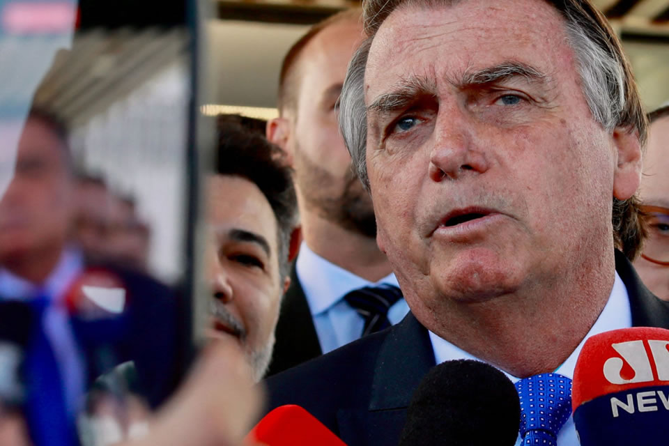 Partido de Bolsonaro usa decisão de Moraes em pedido de cassação de Janones