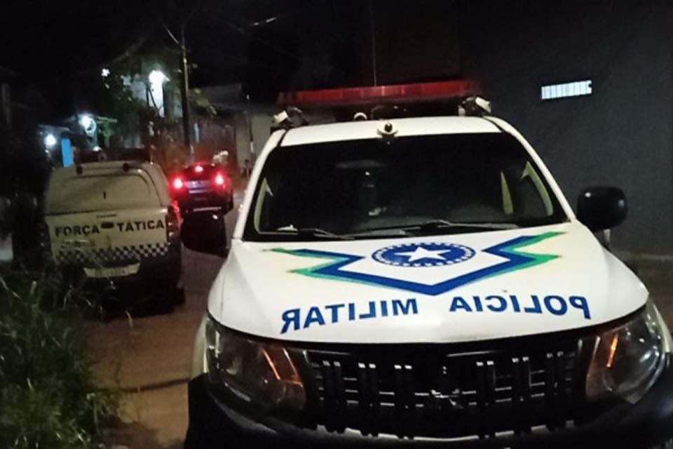 Homem invade casa da ex e entra em luta corporal com atual namorado