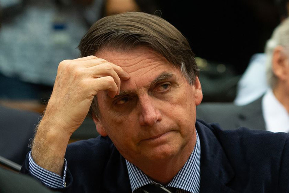 Depois do feriado, Bolsonaro enfrenta crise dos caminhoneiros