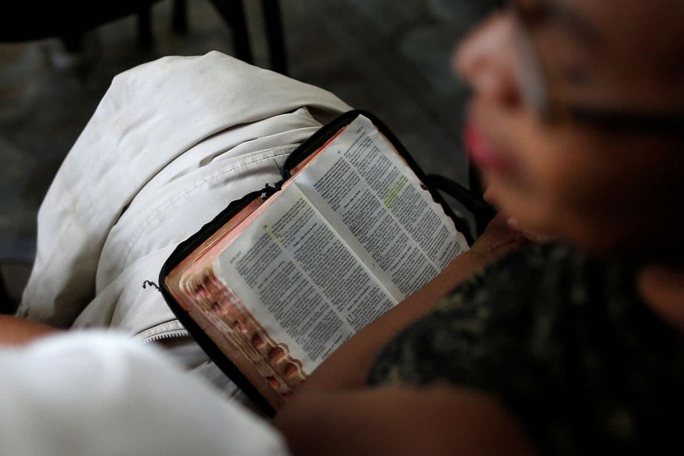 Governo suspendeu benefício a pastores após alerta sobre improbidade e pressão do TCU