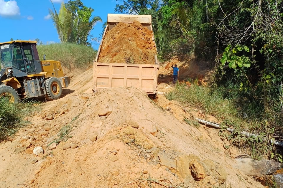 Prefeitura realiza recuperação de ponte em União Bandeirantes, área rural de Porto Velho