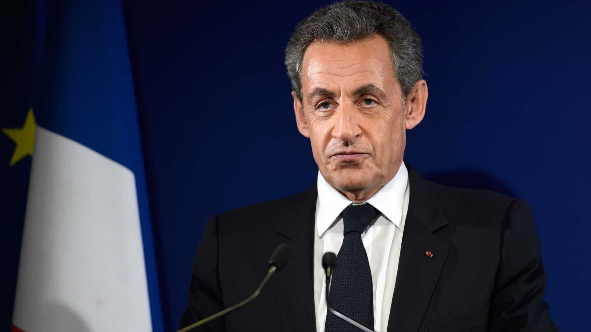 Ex-Presidente francês Nicolas Sarkozy vai ser julgado por corrupção