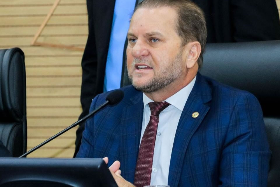 Rodovia Lúcia Tereza recebe micro revestimento e sinalização
