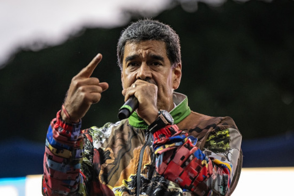 Sou a garantia de paz e estabilidade,diz Maduro em pronunciamento na TV