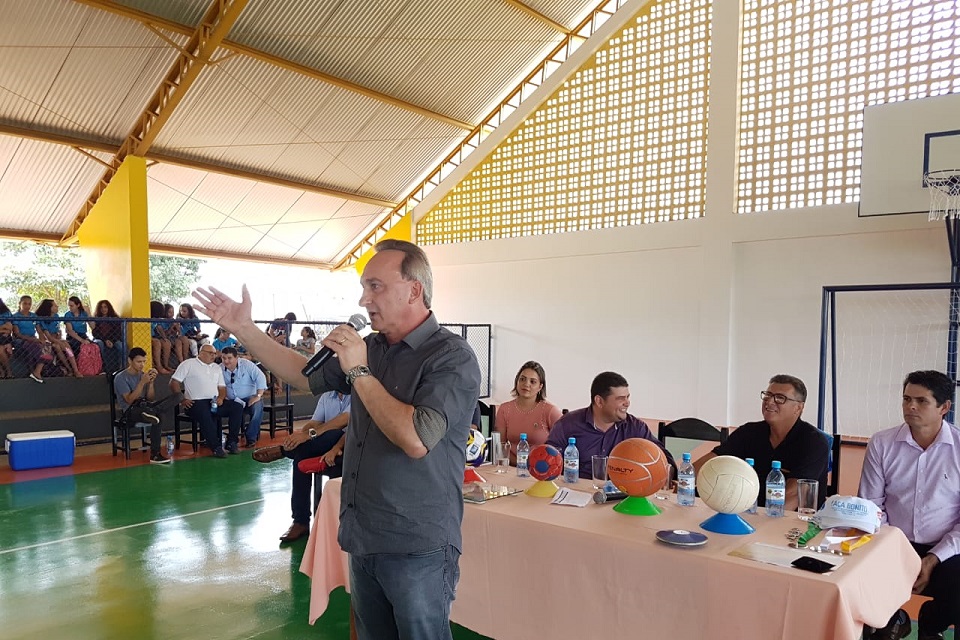 Prefeitura de Rolim de Moura inaugura quadra poliesportiva na Escola polo José Veríssimo