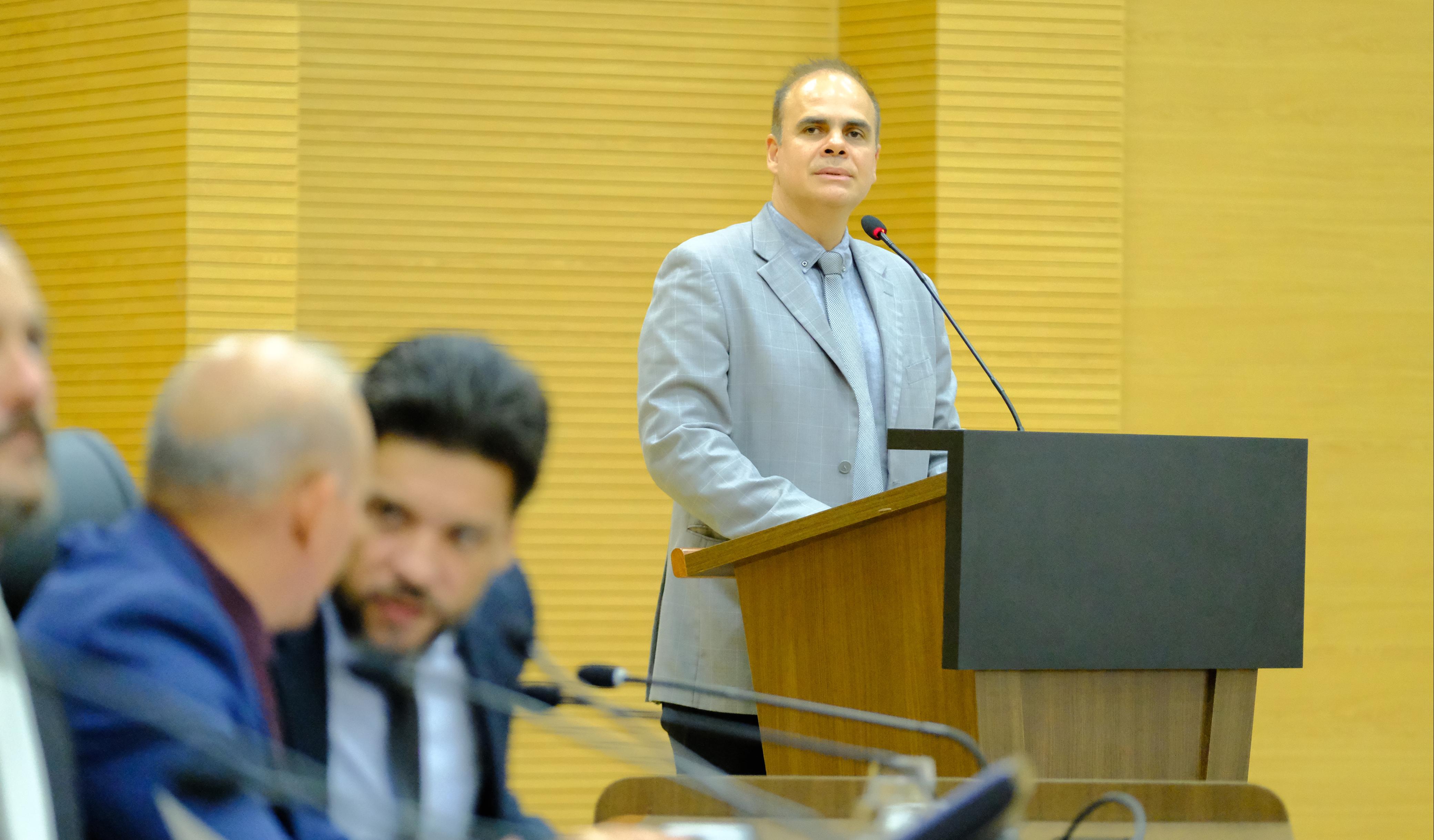 Deputado Alan Queiroz sugere a realização de uma força-tarefa para fiscalizar o preço dos laticínios em Rondônia