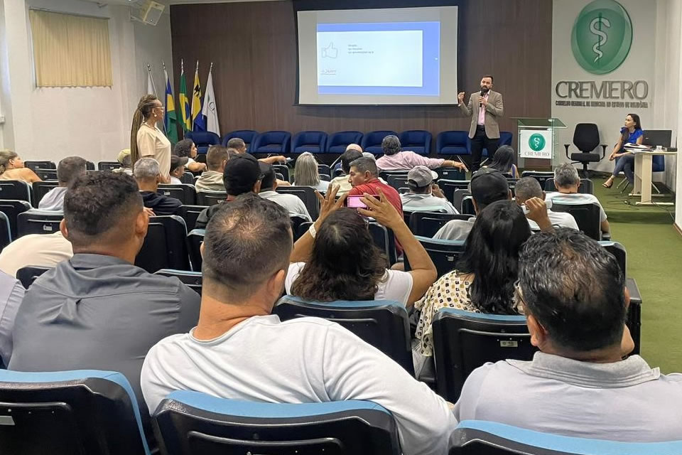 Agentes de Combate a Endemias participam de capacitação sobre assédio moral no ambiente de trabalho