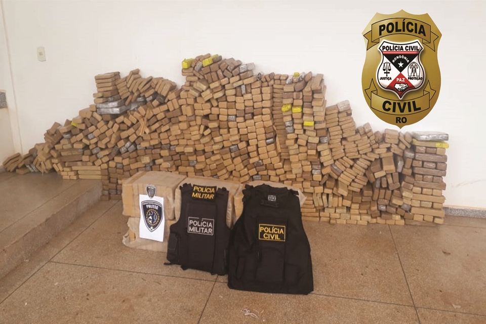 Casal é preso com aproximadamente 750 quilos de maconha em Rondônia