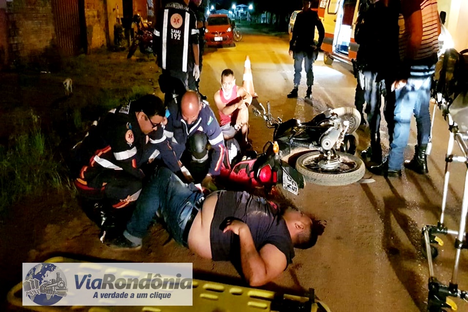 Gravíssimo acidente de trânsito entre motos deixa os dois condutores em estado grave