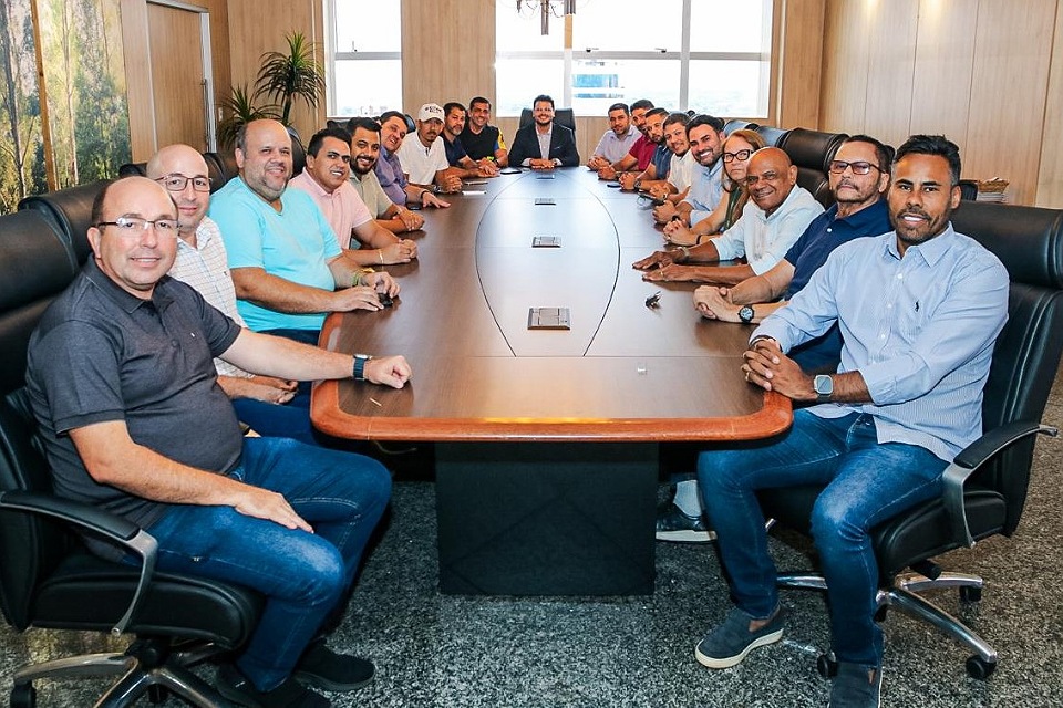 Reunião na Assembleia Legislativa esquenta disputa da Mesa Diretora da Câmara Municipal